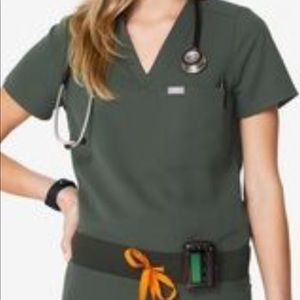 Figs Catarina moss green scrub top small